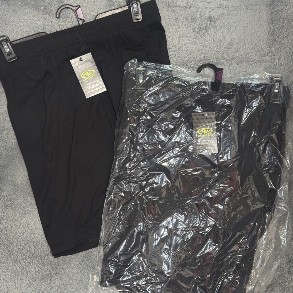 NWT 2 pieces ATHLETIC men’s Shorts Designed with the planet in mind. - Picture 2 of 3